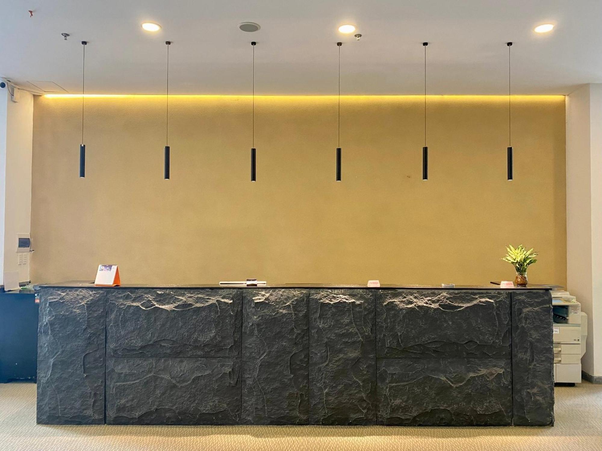 Huazhu Hotel 호치민 외부 사진